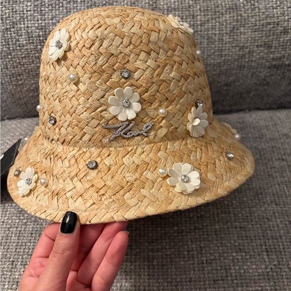 BNWT Karl Lagerfeld Paris Embellished Hat – One Size - Picture 8 of 9